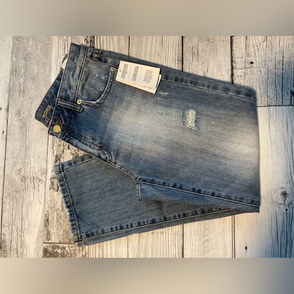 Michael Michael Kors Jean Crop/Capri, Light Indigo - Picture 9 of 9